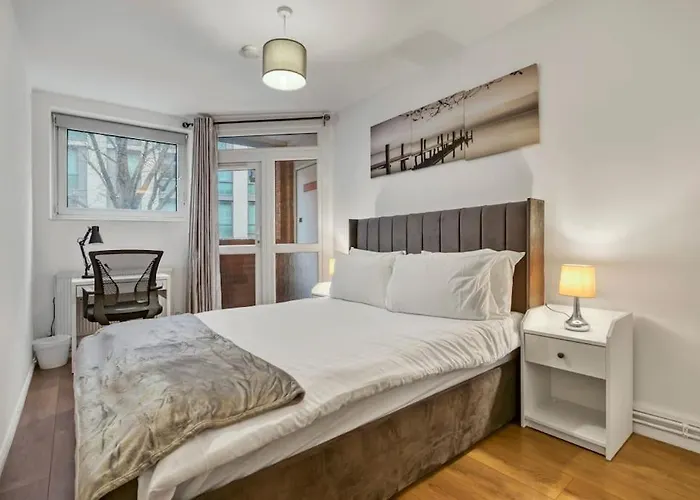 Peaceful 2-Bed South Bank